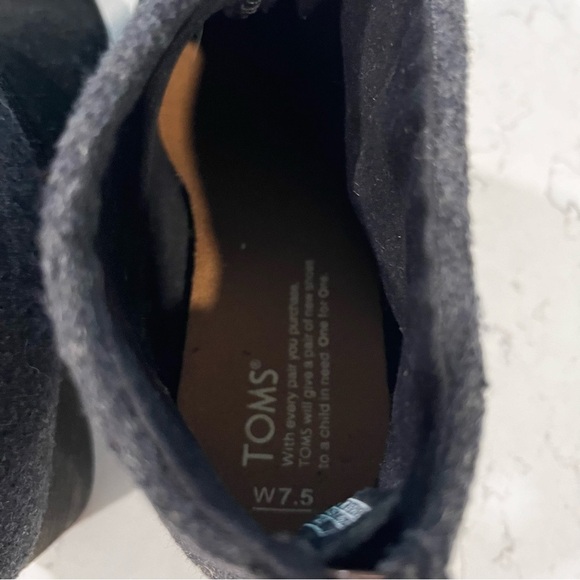 Toms Lacy Ankle Boots Black Suede and Grey Wool Tassle Zipper Size 7.5 - Picture 8 of 13